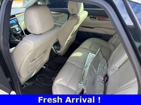 Used 2018 Cadillac XTS Luxury image 13