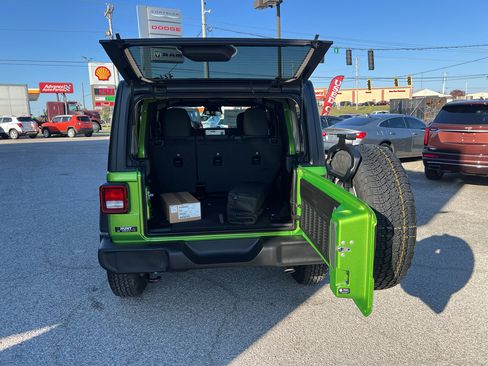 New 2026 Jeep Wrangler Sport S image 17