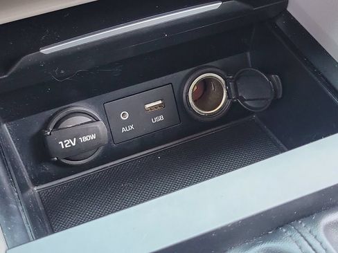 Used 2017 Hyundai Elantra SE FWD image 12