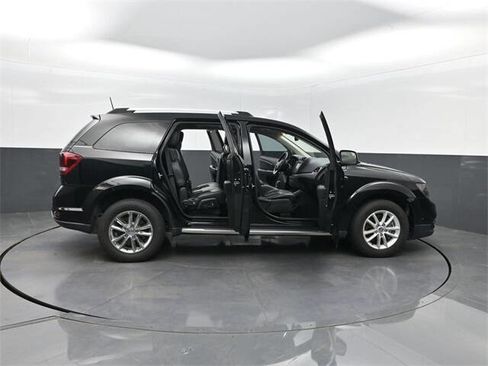 Used 2020 Dodge Journey Crossroad image 32