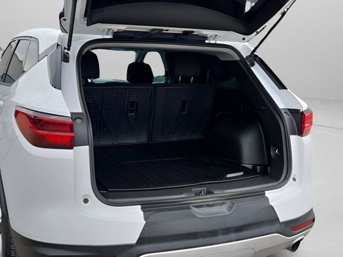 Used 2025 Chevrolet Blazer LT w/ LPO, Floor Liner Package FWD image 20