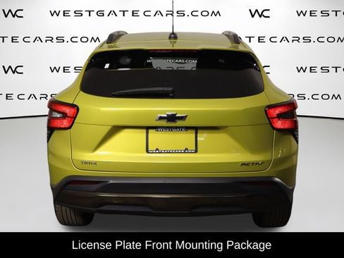 Used 2024 Chevrolet Trax ACTIV w/ Driver Confidence Package FWD image 4