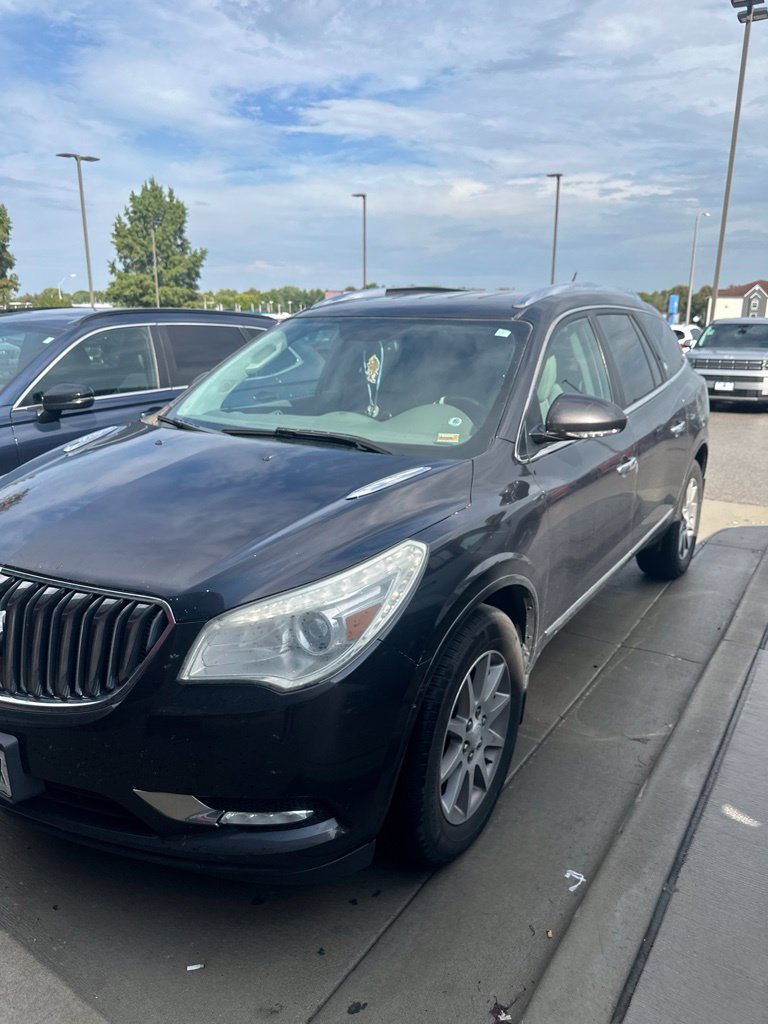 Used 2015 Buick Enclave Leather FWD image 1