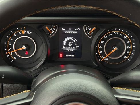 Used 2024 Jeep Gladiator Sport image 23