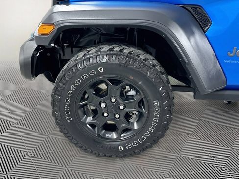 Used 2023 Jeep Wrangler Unlimited w/ Cold Weather Group AWD/4WD image 25