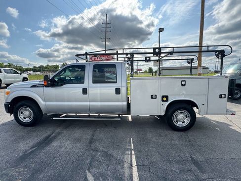 Used 2015 Ford F250 XL w/ Power Equipment Group RWD image 1