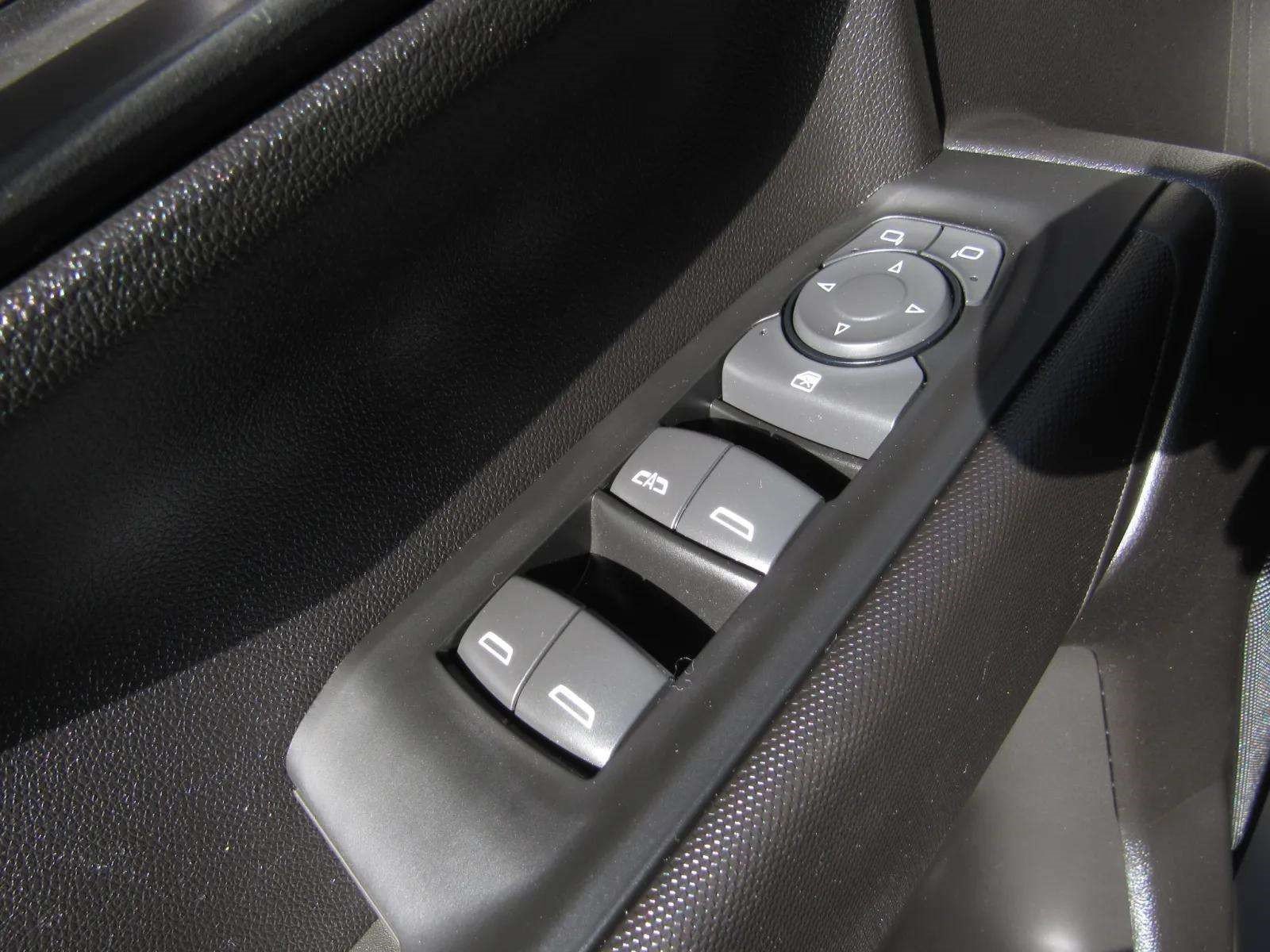 Used 2026 Chevrolet Silverado 1500 Custom AWD/4WD image 20
