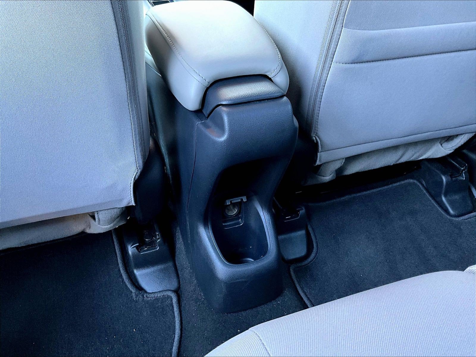Used 2018 Honda HR-V EX image 10