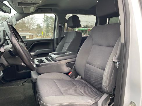 Used 2018 Chevrolet Silverado 1500 LT w/ All Star Edition image 10