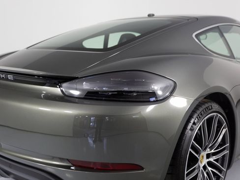 Certified 2025 Porsche 718 Cayman image 44