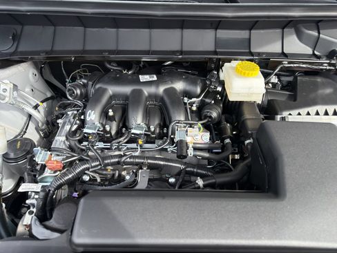 New 2026 Nissan Pathfinder Platinum image 11