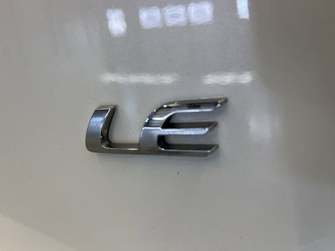 Used 2019 Toyota Corolla LE image 33