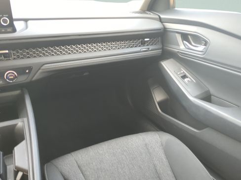 Used 2024 Honda Accord EX image 13