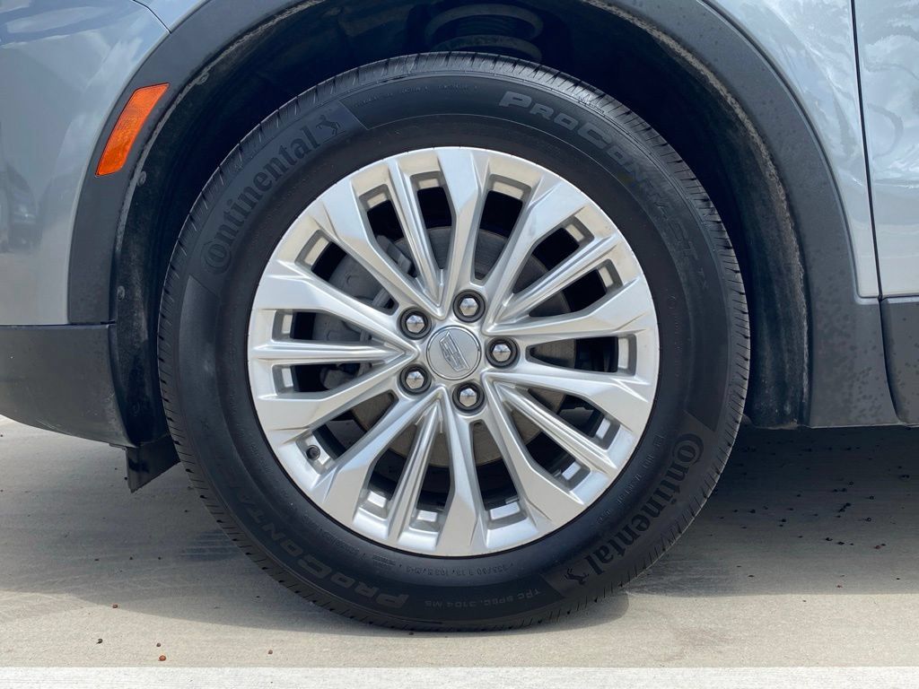 Certified 2024 Cadillac XT4 Luxury FWD image 22