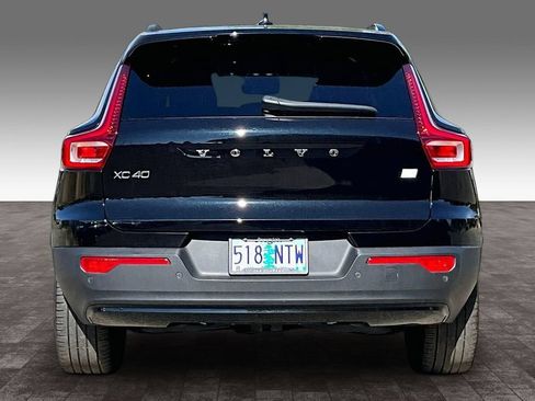 Used 2021 Volvo XC40 P8 Recharge w/ Advanced Package AWD/4WD image 6