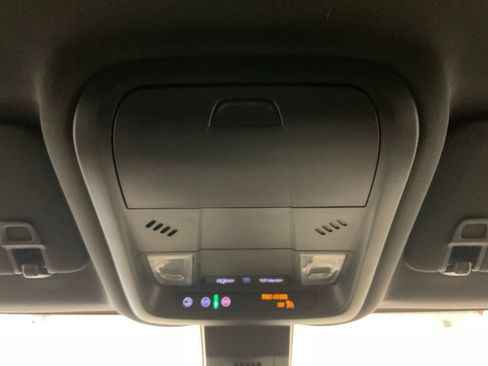 Used 2024 Chevrolet Equinox RS AWD/4WD image 25