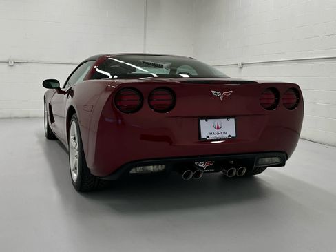 Used 2006 Chevrolet Corvette Coupe w/ Preferred Equipment Group image 8