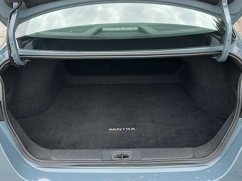 Certified 2024 Nissan Sentra SR FWD image 6