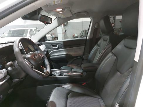 Used 2022 Jeep Compass Latitude AWD/4WD image 14