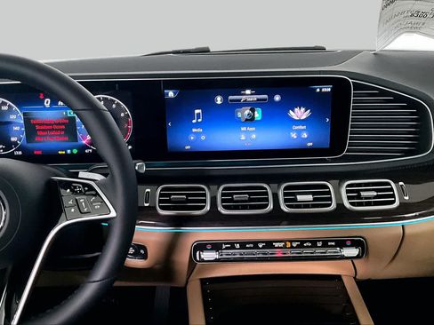 Certified 2026 Mercedes-Benz GLE 450 4MATIC image 9