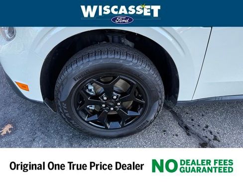 Certified 2024 Ford Maverick Lariat w/ FX4 Off-Road Package image 28