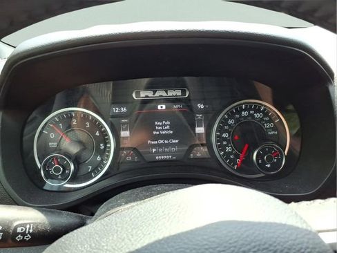Used 2023 RAM 1500 Big Horn AWD/4WD image 16