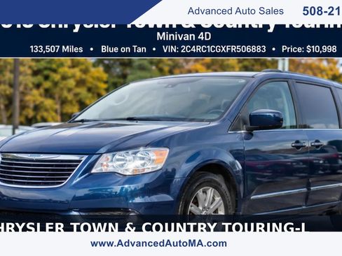 Used 2015 Chrysler Town & Country Touring-L w/ Driver Convenience Group FWD image 1
