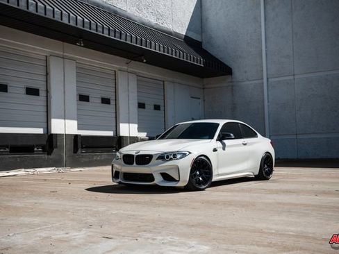 Used 2017 BMW M2 image 44