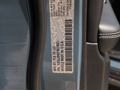 New 2026 Jeep Grand Cherokee L Limited w/ Limited Altitude Package RWD image 24