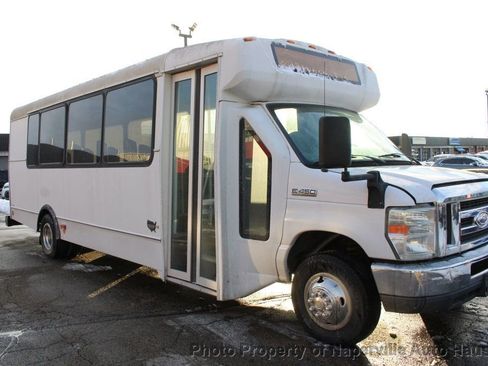 Used 2016 Ford E-450 and Econoline 450 Super Duty w/ Shuttle Bus Prep Package image 24