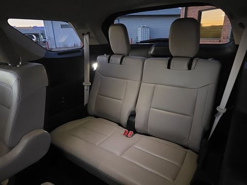 Used 2020 Ford Explorer Limited w/ Class III Trailer Tow Package image 26