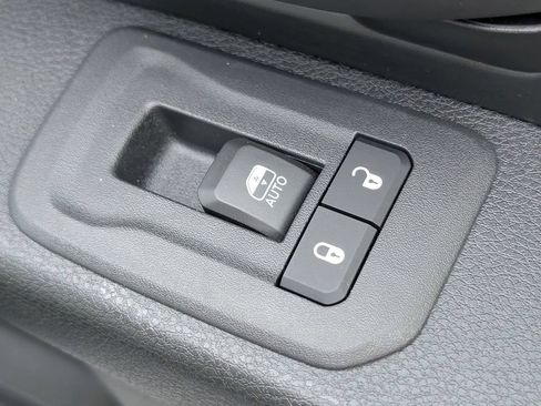 New 2026 RAM 2500 Tradesman AWD/4WD image 30