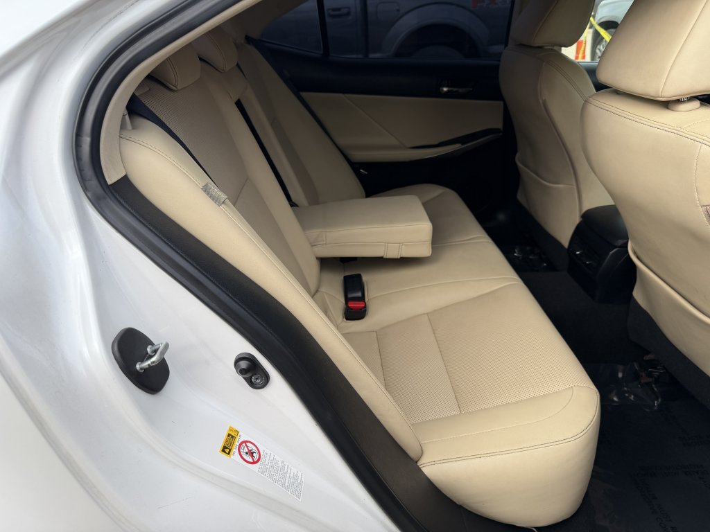 Used 2016 Lexus IS 350 RWD image 25