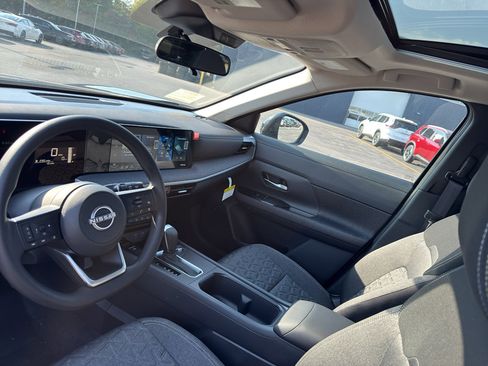 New 2026 Nissan Kicks SV w/ SV Premium Package image 25