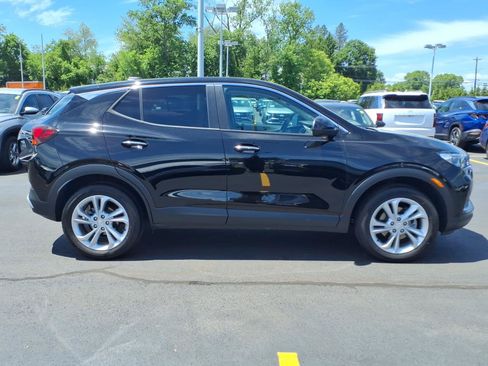 Used 2021 Buick Encore GX Preferred w/ Cold Weather Comfort Package AWD/4WD image 4