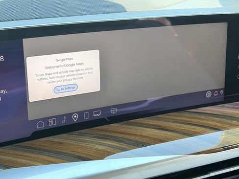 Certified 2026 Cadillac Escalade ESV Platinum Luxury w/ LPO, Radiant Package AWD/4WD image 29