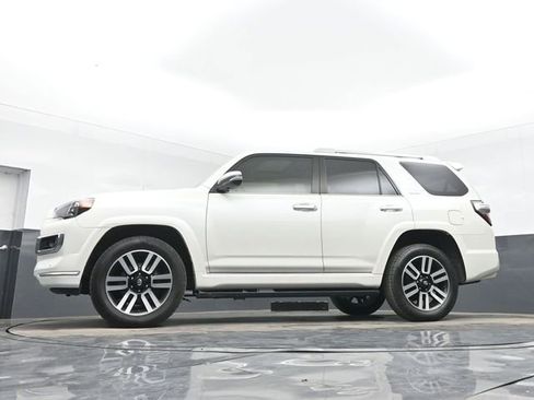 Used 2018 Toyota 4Runner Limited AWD/4WD image 48