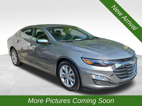 Used 2025 Chevrolet Malibu LT FWD image 1