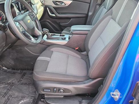 Used 2025 Chevrolet Blazer LT FWD image 14