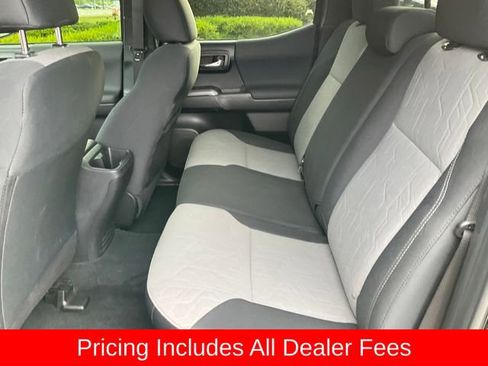 Used 2023 Toyota Tacoma TRD Off-Road w/ Technology Package RWD image 16