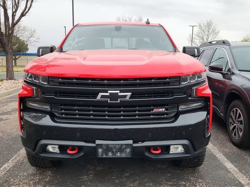 Used 2019 Chevrolet Silverado 1500 LT Trail Boss AWD/4WD image 2