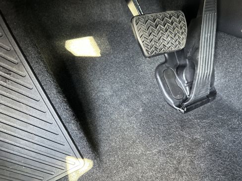 New 2026 Toyota Prius Limited image 17