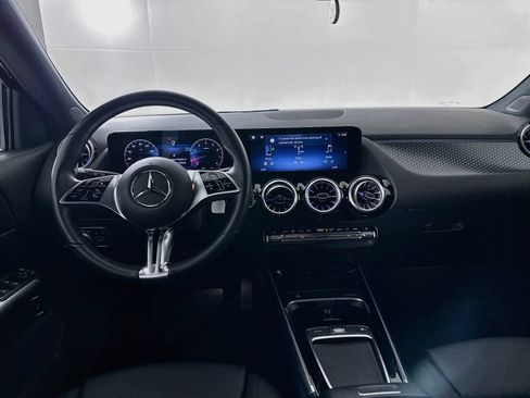 Certified 2025 Mercedes-Benz GLA 250 image 22