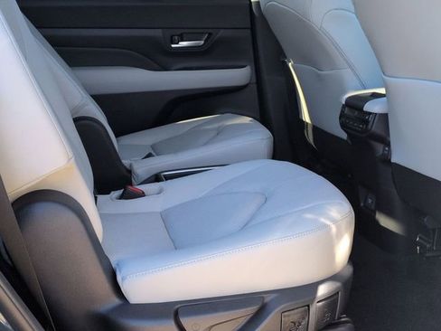 Certified 2026 Toyota Grand Highlander Limited image 29