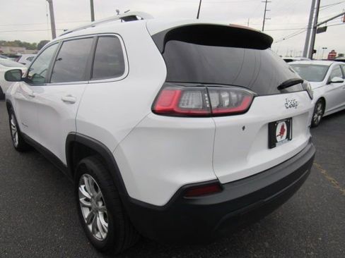 Used 2019 Jeep Cherokee Latitude w/ Popular Appearance Group image 5