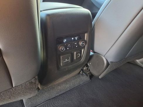 Used 2024 Buick Enclave Premium image 86