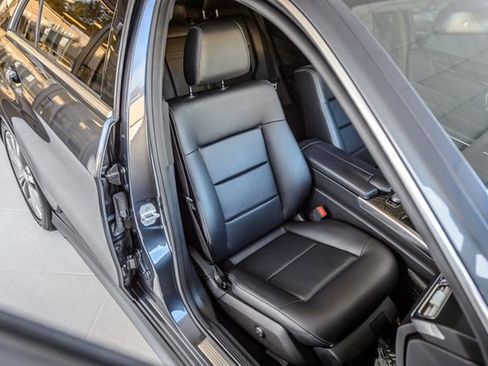 Used 2015 Mercedes-Benz E 350 Sedan image 44