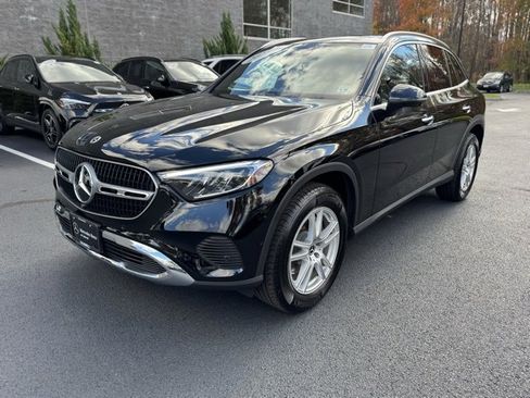 Used 2025 Mercedes-Benz GLC 300 4MATIC image 7