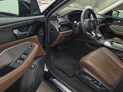 Used 2023 Acura MDX SH-AWD w/ Advance Package image 9