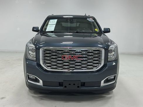 Used 2019 GMC Yukon XL Denali w/ Open Road Package image 9